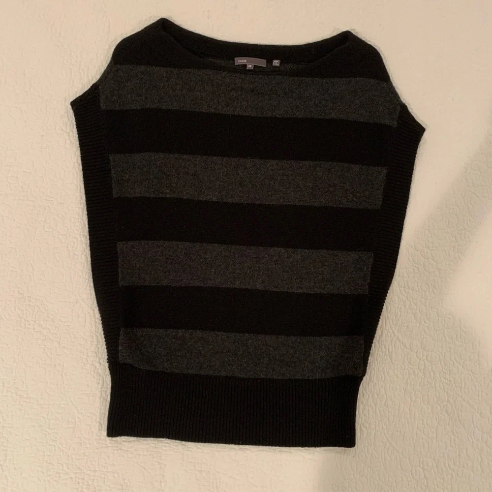 Vince Black and Grey Stripe Vest wool & cashmere - Picture 2 of 5